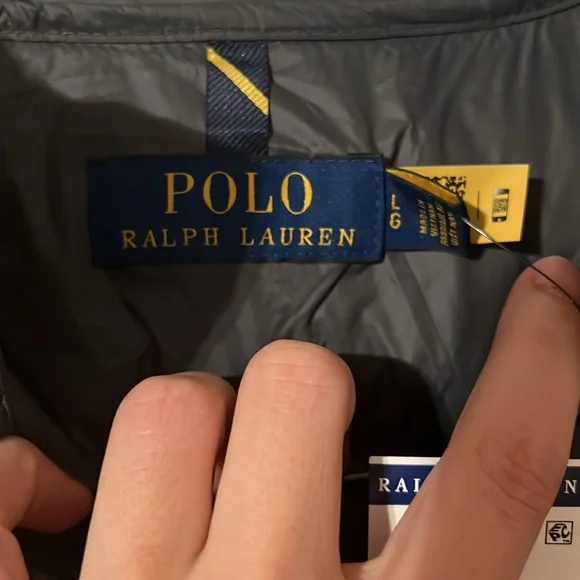 Polo Ralph Lauren packable jacket with hood - Picture 3 of 5